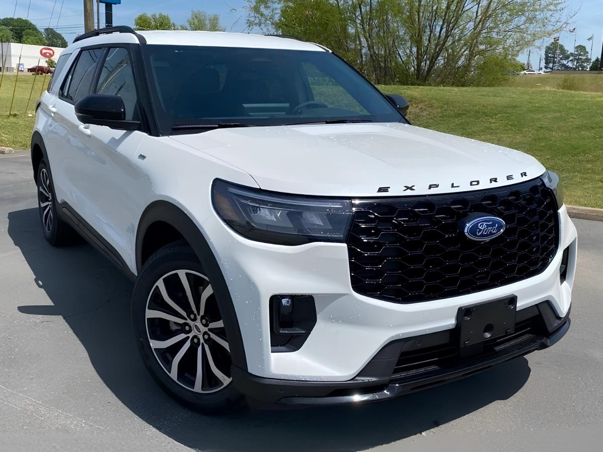 Ford Explorer SUV at Crain Ford of Jacksonville in Arkansas