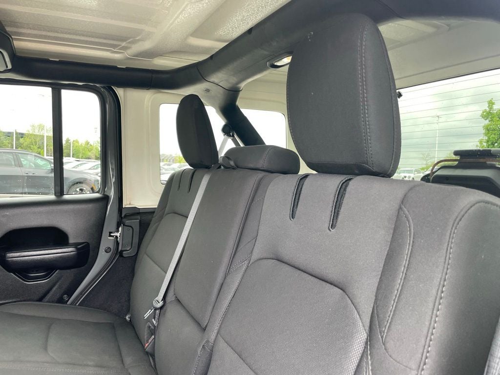 2023 Jeep Wrangler Base 4xe - TOW PKG / APPLE CARPLAY