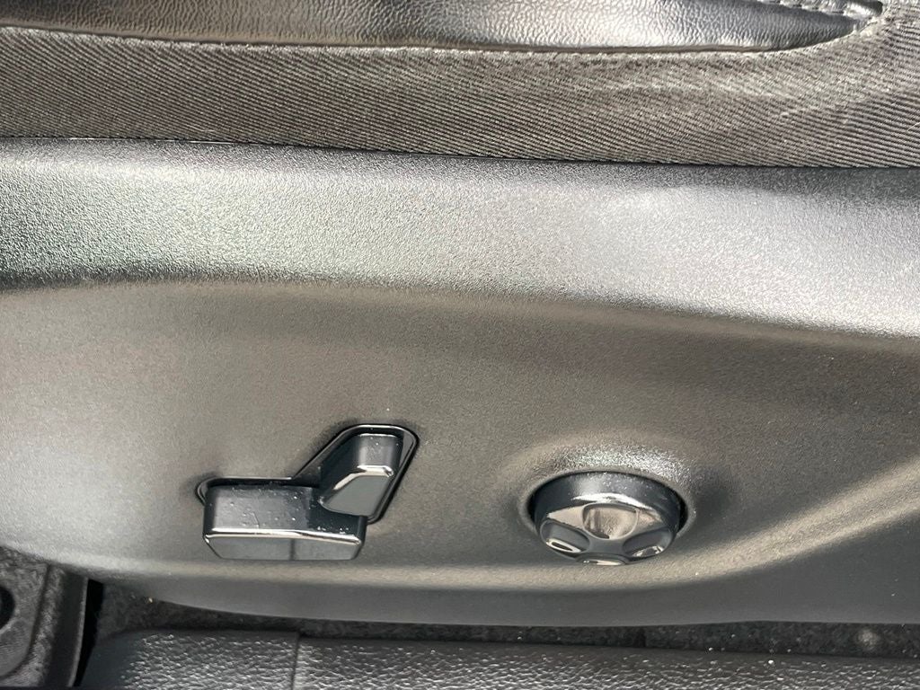 2019 Jeep Cherokee Limited - APPLE CARPLAY / POWER LIFTGATE