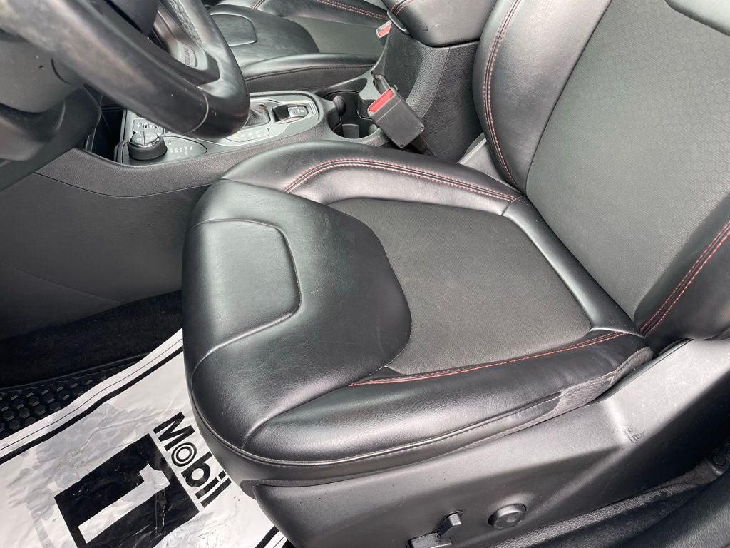 2020 Jeep Cherokee Trailhawk - REMOTE START / APPLE CARPLAY