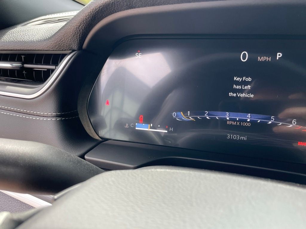 2025 Jeep Grand Cherokee Altitude - RAIN SENSING WIPERS / APPLE CARPLAY