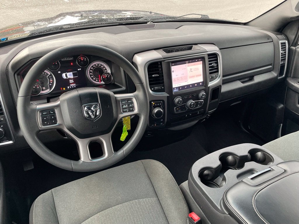 2023 RAM 1500 Classic Warlock - CLASS IV HITCH / 8.4" TOUCHSCREEN