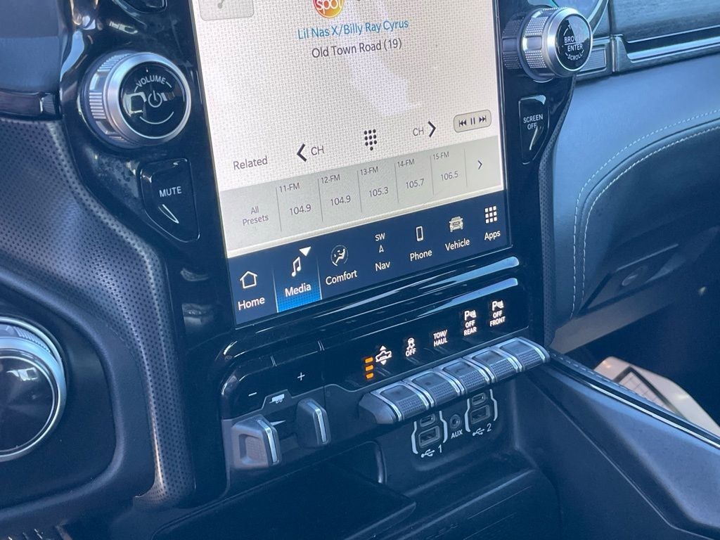 2022 RAM 1500 Limited - HEADS UP DISPLAY / PANORAMIC SUNROOF