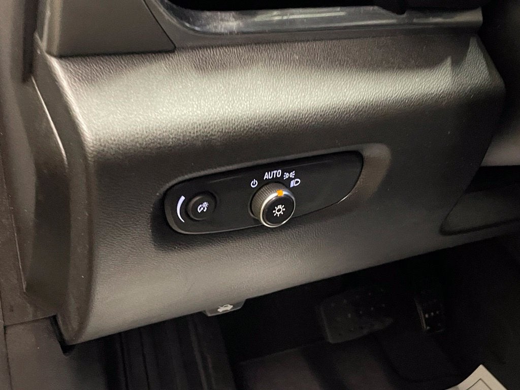 2021 Chevrolet Traverse LS - 1 OWNER / CLEAN CARFAX