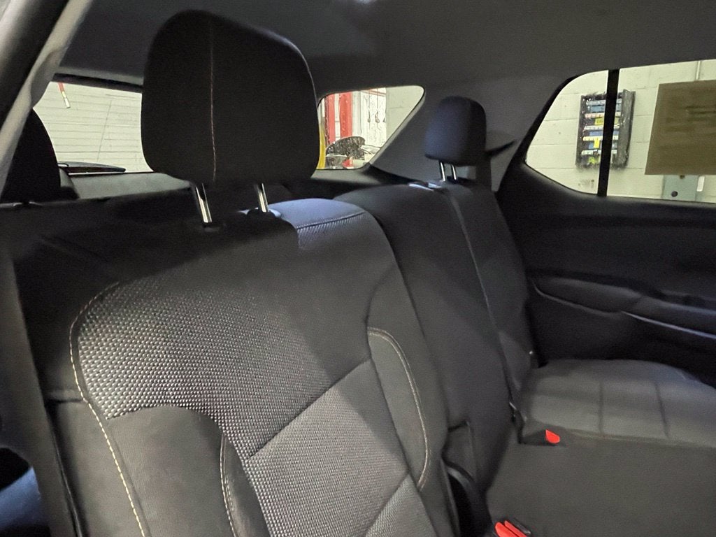 2021 Chevrolet Traverse LS - 1 OWNER / CLEAN CARFAX