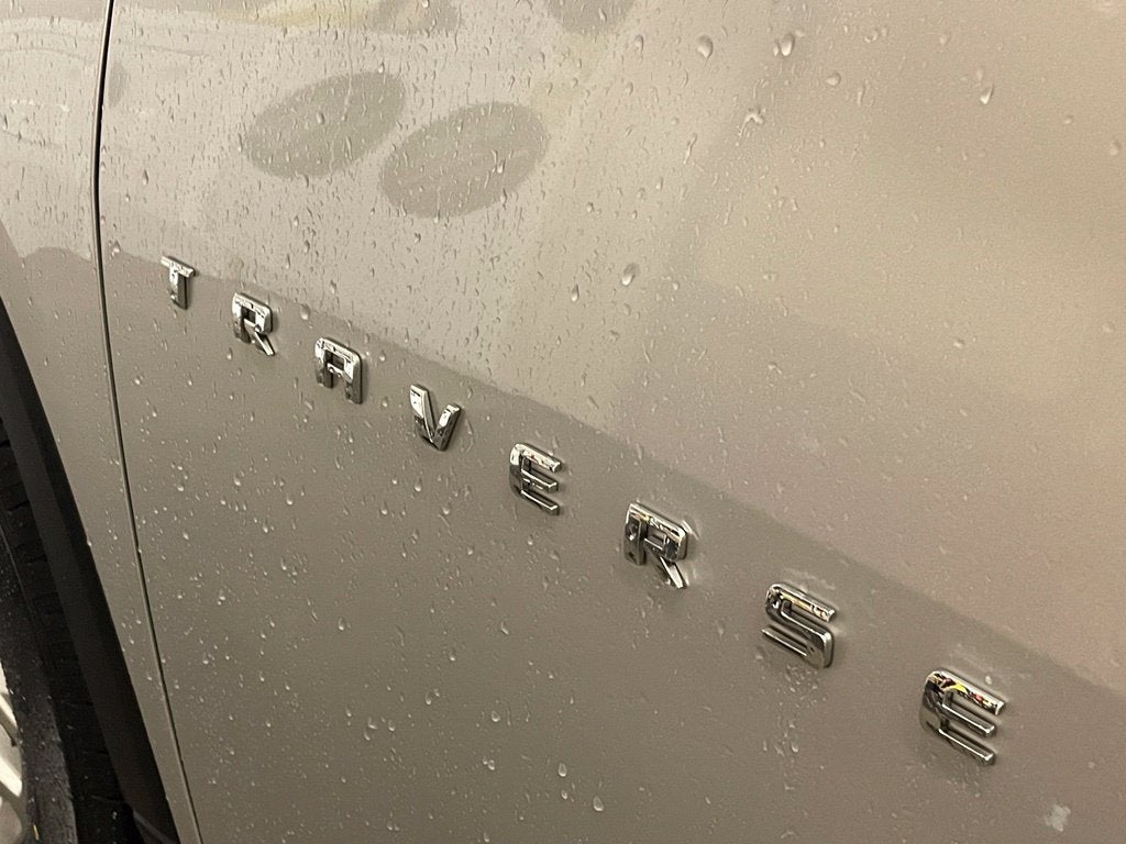 2021 Chevrolet Traverse LS - 1 OWNER / CLEAN CARFAX
