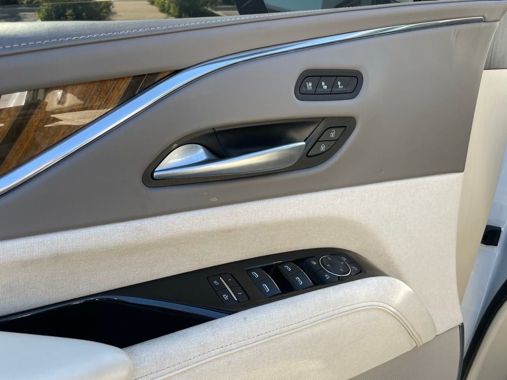 2023 Cadillac Escalade Sport Platinum - SUPER CRUISE / POWER ASSIST STEPS