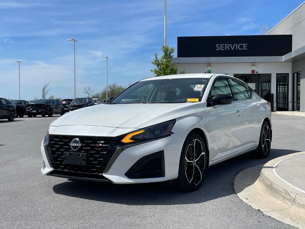 2023 Nissan Altima 2.5 SR - REMOTE START / APPLE CARPLAY