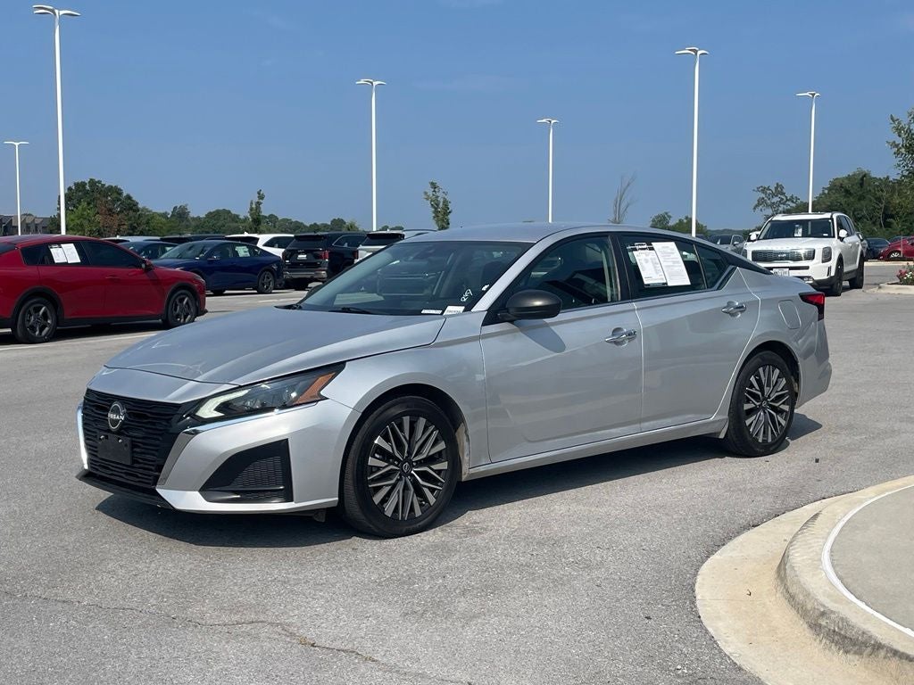 2024 Nissan Altima 2.5 SV - BLIND SPOT ASSIST / APPLE CARPLAY