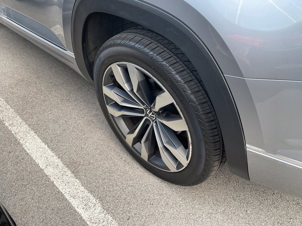 2023 Volkswagen Atlas 3.6L V6 SEL Premium R-Line - PANORAMIC MOONROOF / VENTILATED SEATS