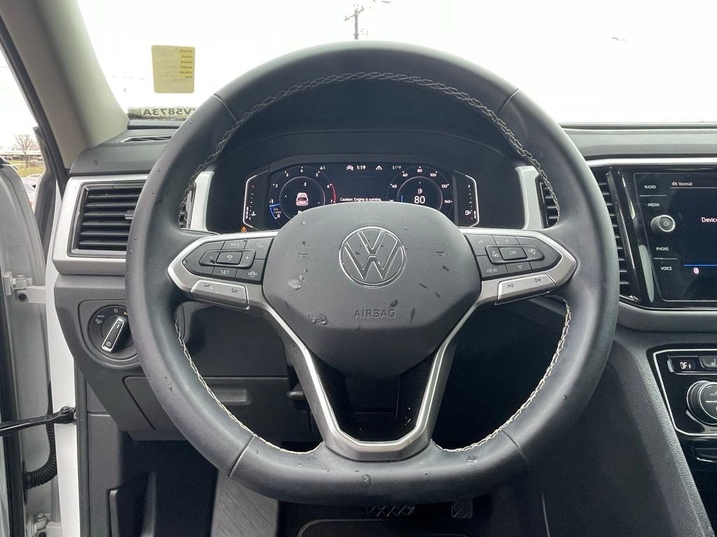 2023 Volkswagen Atlas 2.0T SE w/Technology - PANORAMIC SUNROOF / AWD