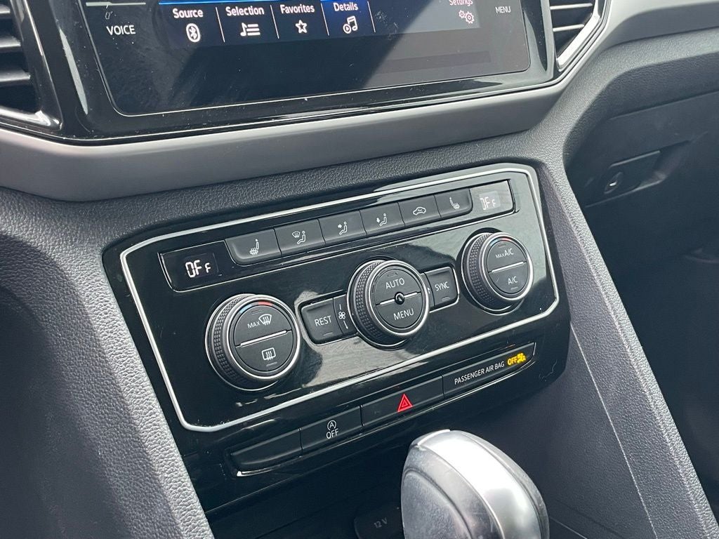 2023 Volkswagen Atlas 2.0T SE w/Technology - PANORAMIC SUNROOF / AWD