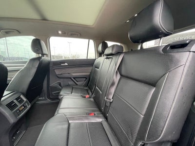 2023 Volkswagen Atlas 2.0T SE w/Technology - PANORAMIC SUNROOF / AWD