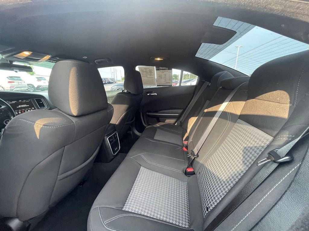 2023 Dodge Charger SXT - 292 HP / AUTO HEADLIGHTS