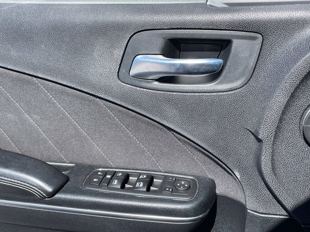 2017 Dodge Charger SXT