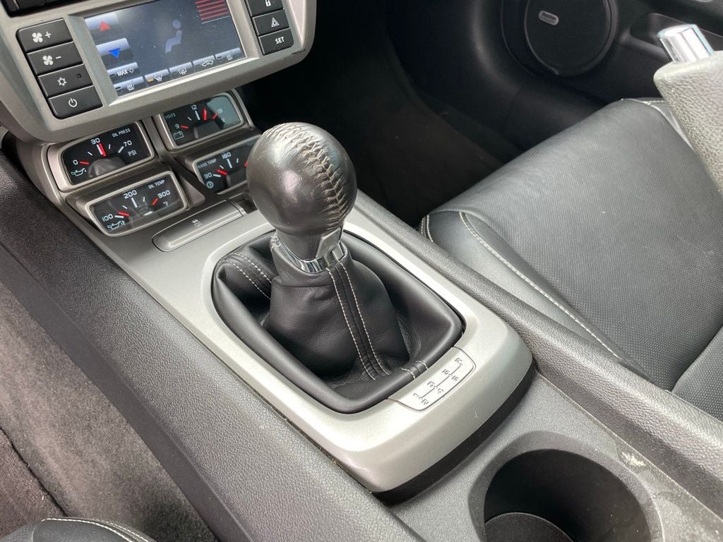 2011 Chevrolet Camaro SS 2SS - LOW MILEAGE / SUNROOF