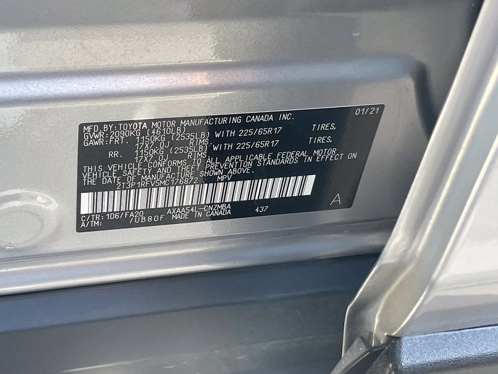 2021 Toyota RAV4 XLE - APPLE CARPLAY / AWD