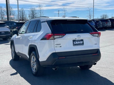 2024 Toyota RAV4 XLE - WIRELESS CARPLAY / BLIND SPOT MONITOR