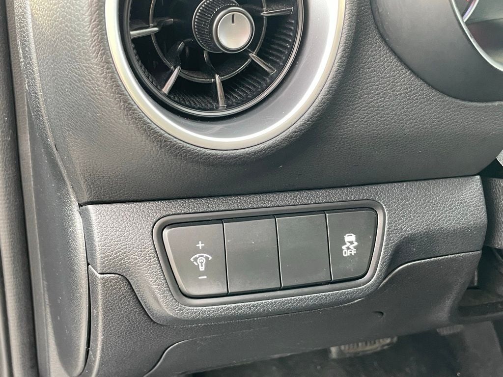 2023 Kia Forte LXS - KIA CERTIFIED / APPLE CARPLAY