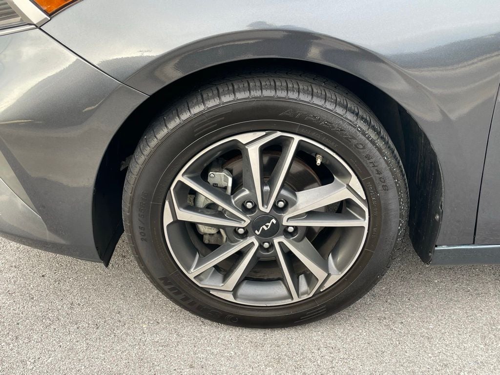 2023 Kia Forte LXS - KIA CERTIFIED / APPLE CARPLAY