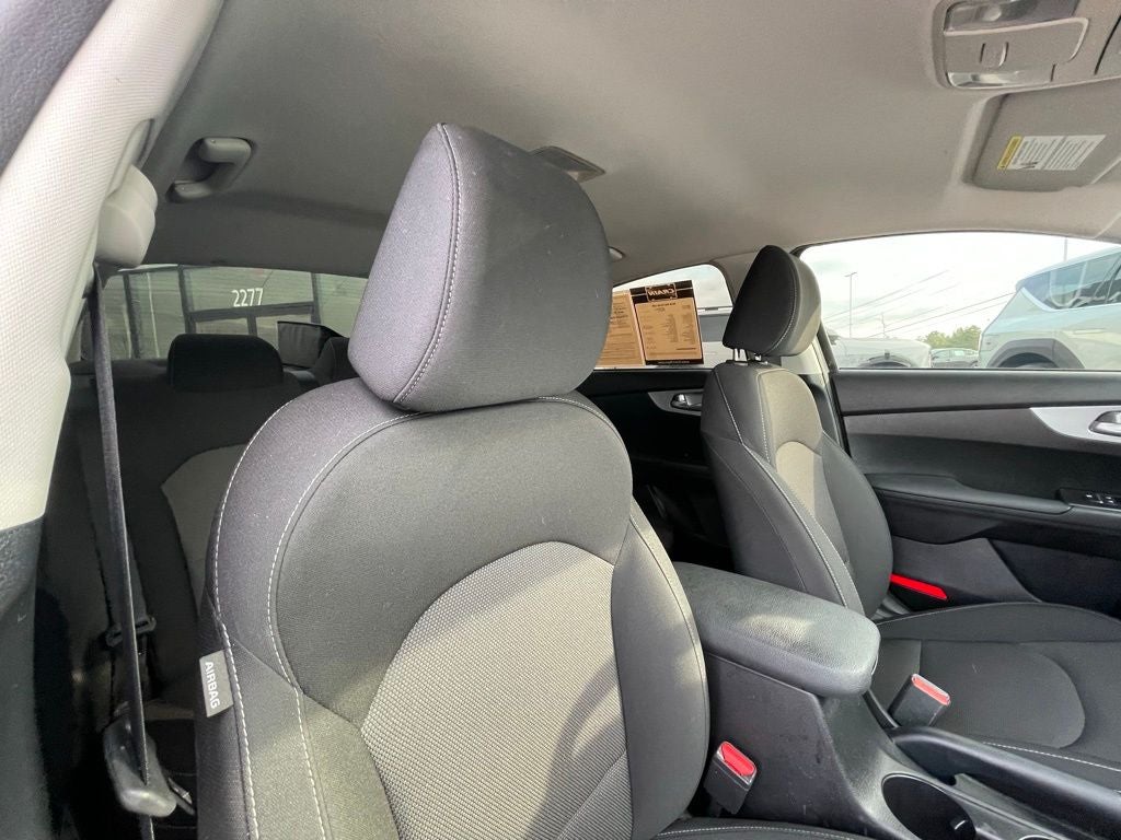 2024 Kia Forte LXS - KIA CERTIFIED / BLIND SPOT MONITOR