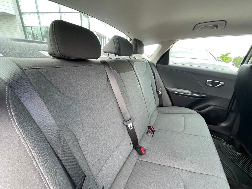 2025 Kia K4 LXS - KIA CERTIFIED / 39 MPG HWY