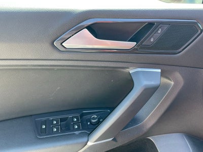 2018 Volkswagen Tiguan 2.0T SEL - POWER LIFTGATE / REMOTE START