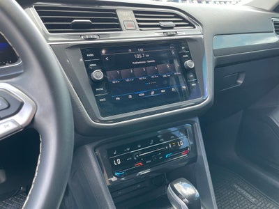 2024 Volkswagen Tiguan 2.0T SE - POWER LIFTGATE / APPLE CARPLAY