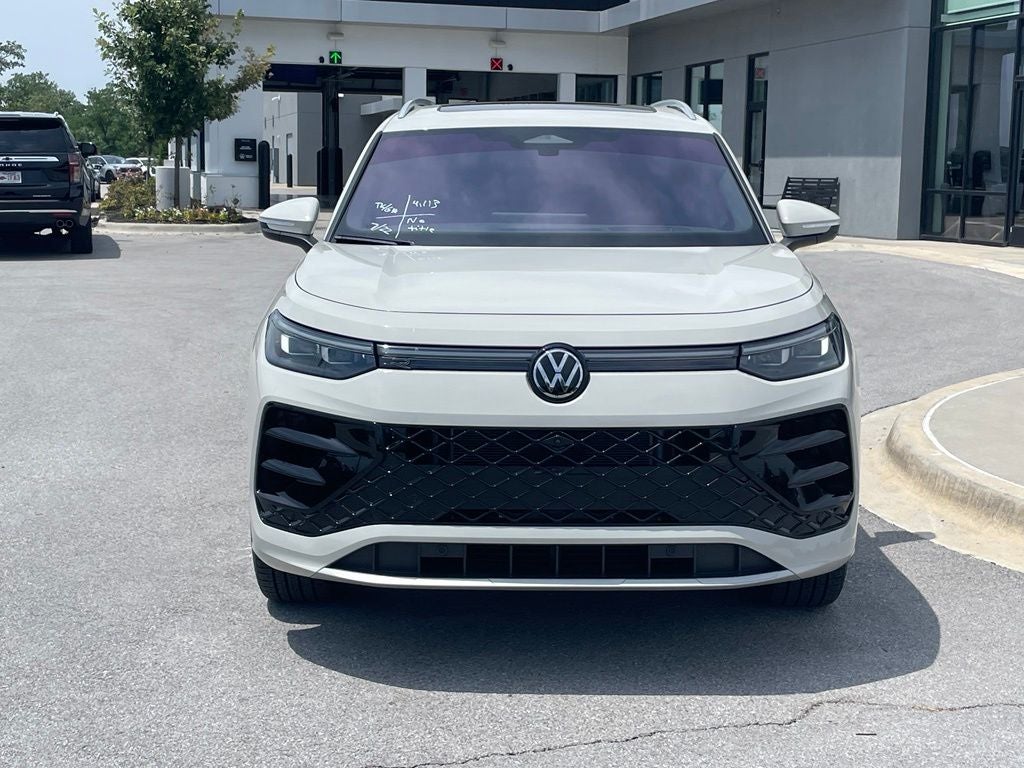 2026 Volkswagen Tiguan 2.0T SEL R-Line Turbo