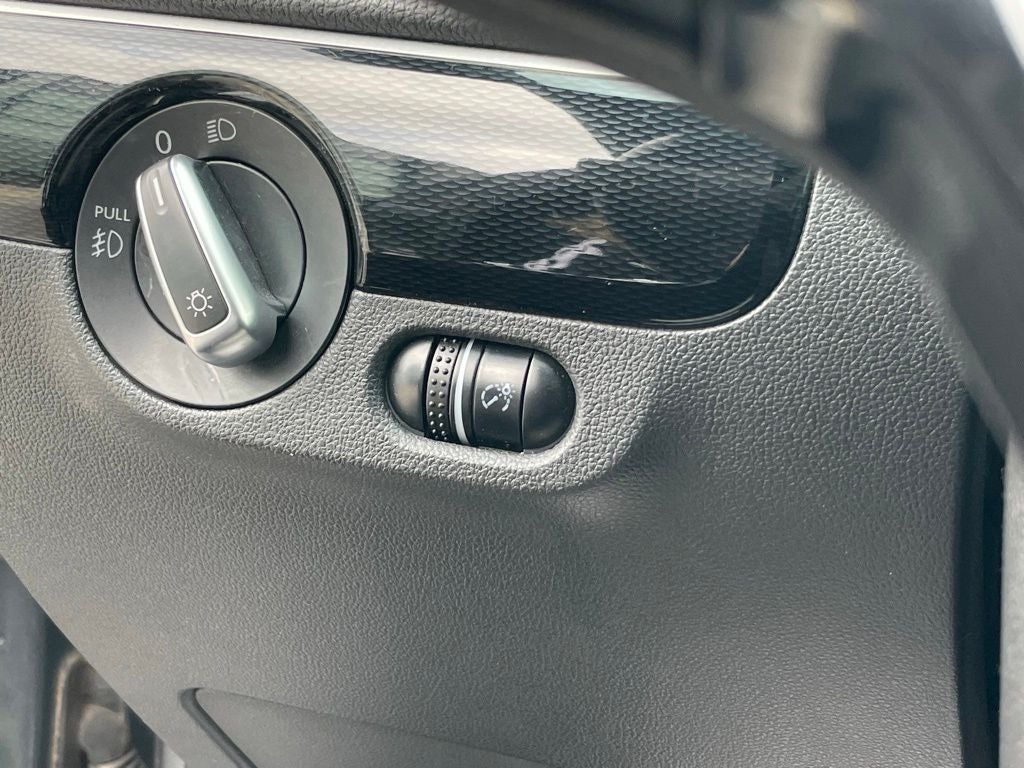 2015 Volkswagen Jetta 1.8T Sport - HEATED SEATS / FOG LIGHTS