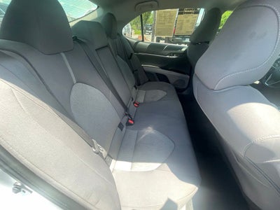 2022 Toyota Camry LE - APPLE CARPLAY / 8 WAY POWER DRIVER SEAT
