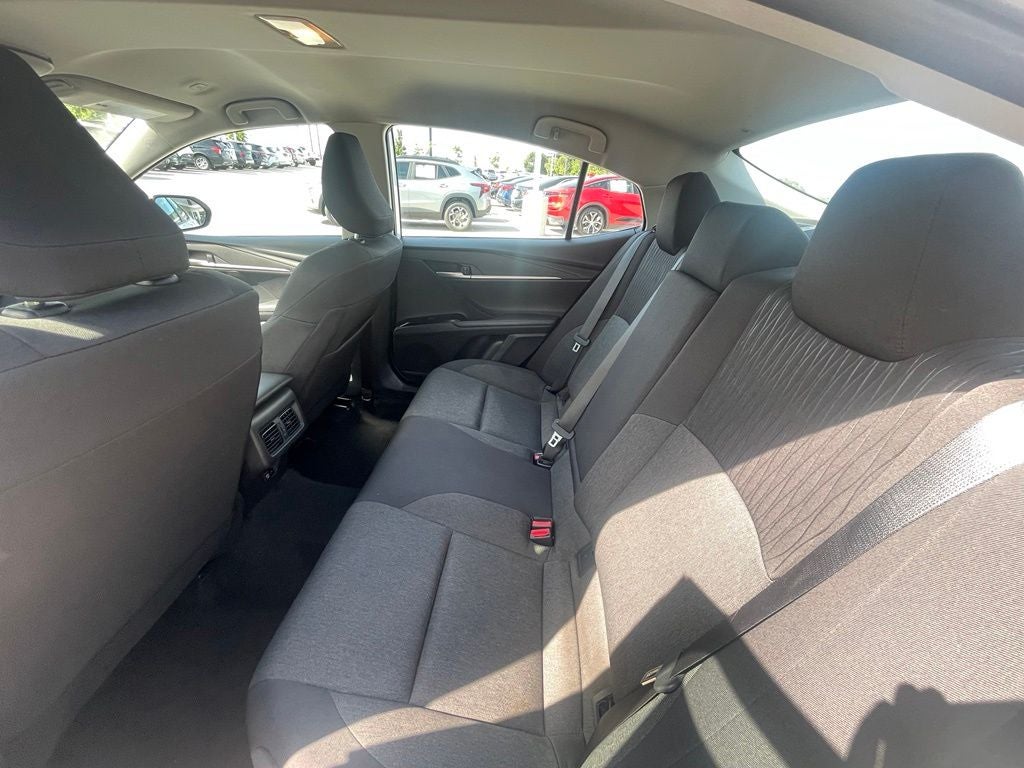 2025 Toyota Camry LE - 53 MPG / APPLE CARPLAY