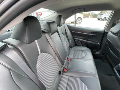 2024 Toyota Camry SE - 40 MPG / APPLE CARPLAY