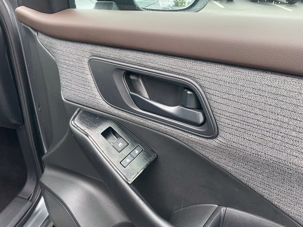 2023 Nissan Rogue S - BLIND SPOT WARNING / 35 MPG