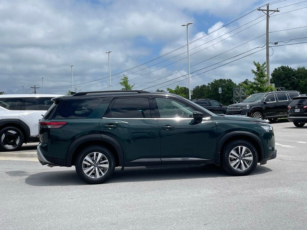 2022 Nissan Pathfinder SL - POWER LIFTGATE / INTELLIGENT CRUISE