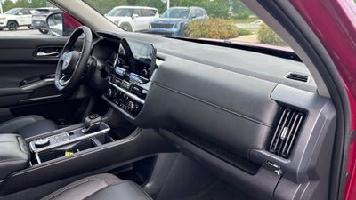 2024 Nissan Pathfinder SL - POWER LIFTGATE / WIRELSS CHARGER