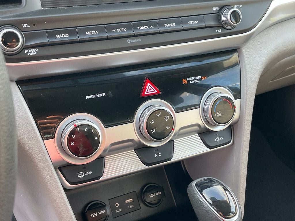 2019 Hyundai Elantra SE - KEYLESS ENTRY / BLIND SPOT MIRROR