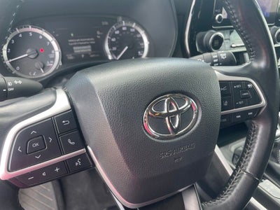 2024 Toyota Highlander LE - 3RD ROW / POWER LIFTGATE
