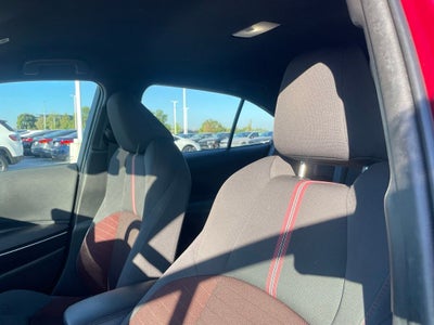 2024 Toyota Corolla SE - 40 MPG / BLACKOUT EMBLEMS