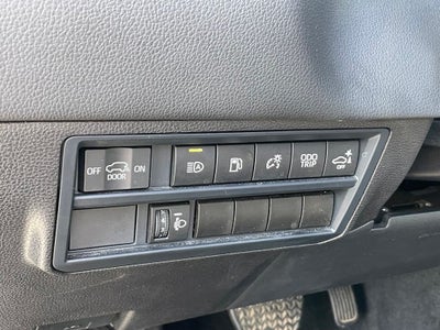 2025 Toyota Sequoia SR5