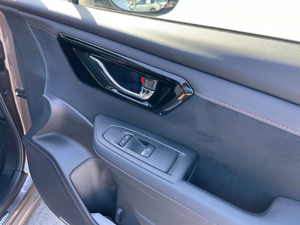 2025 Subaru Forester Hybrid Touring - POWER MOONROOF / VENTILATED SEATS