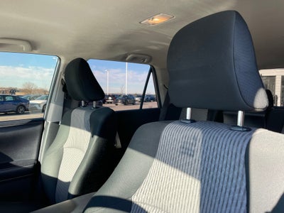 2018 Toyota 4Runner SR5 - CLEAN CARFAX / 4WD