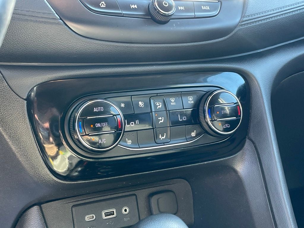 2022 Buick Encore GX Select - LANE KEEP ASSIST / APPLE CARPLAY