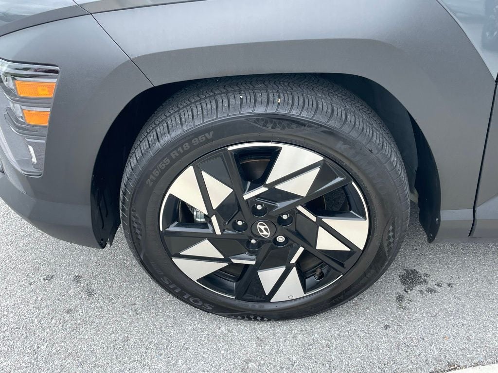 2025 Hyundai Kona SEL - WIRELESS CARPLAY / 12" DISPLAY