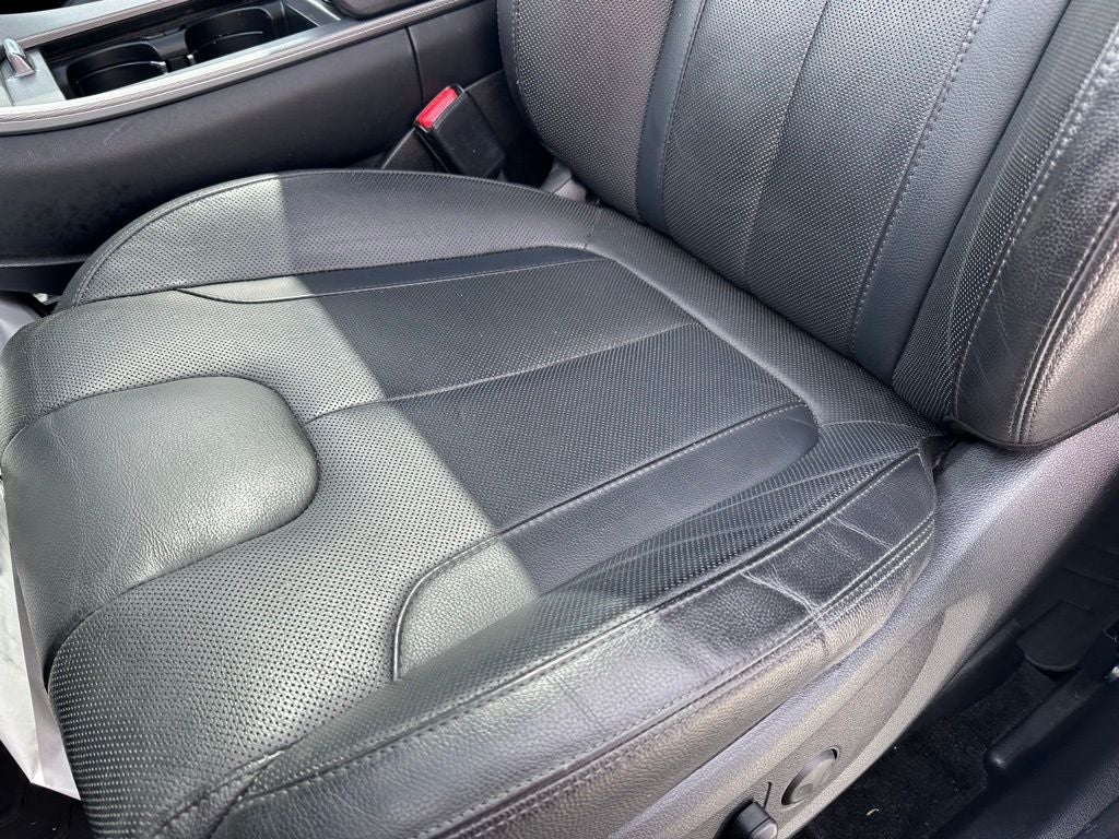 2021 Hyundai Palisade SEL - HEATED 2ND ROW / NAVIGATION