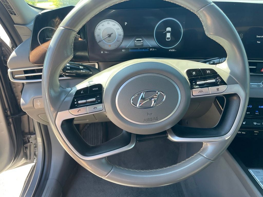 2023 Hyundai Elantra SEL - SMART CRUISE CONTROL / NAVIGATION