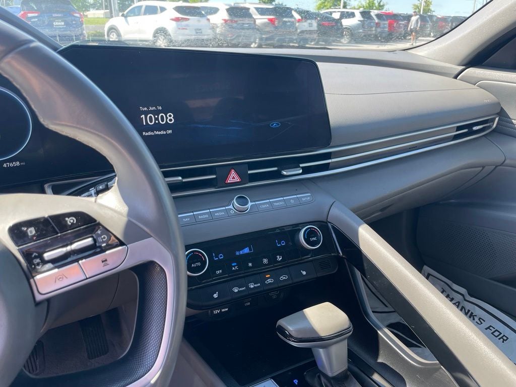 2023 Hyundai Elantra SEL - SMART CRUISE CONTROL / NAVIGATION