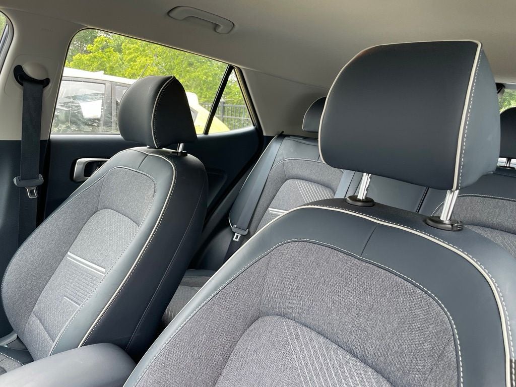 2024 Hyundai Venue Limited - NAVIGATION / BLUELINK