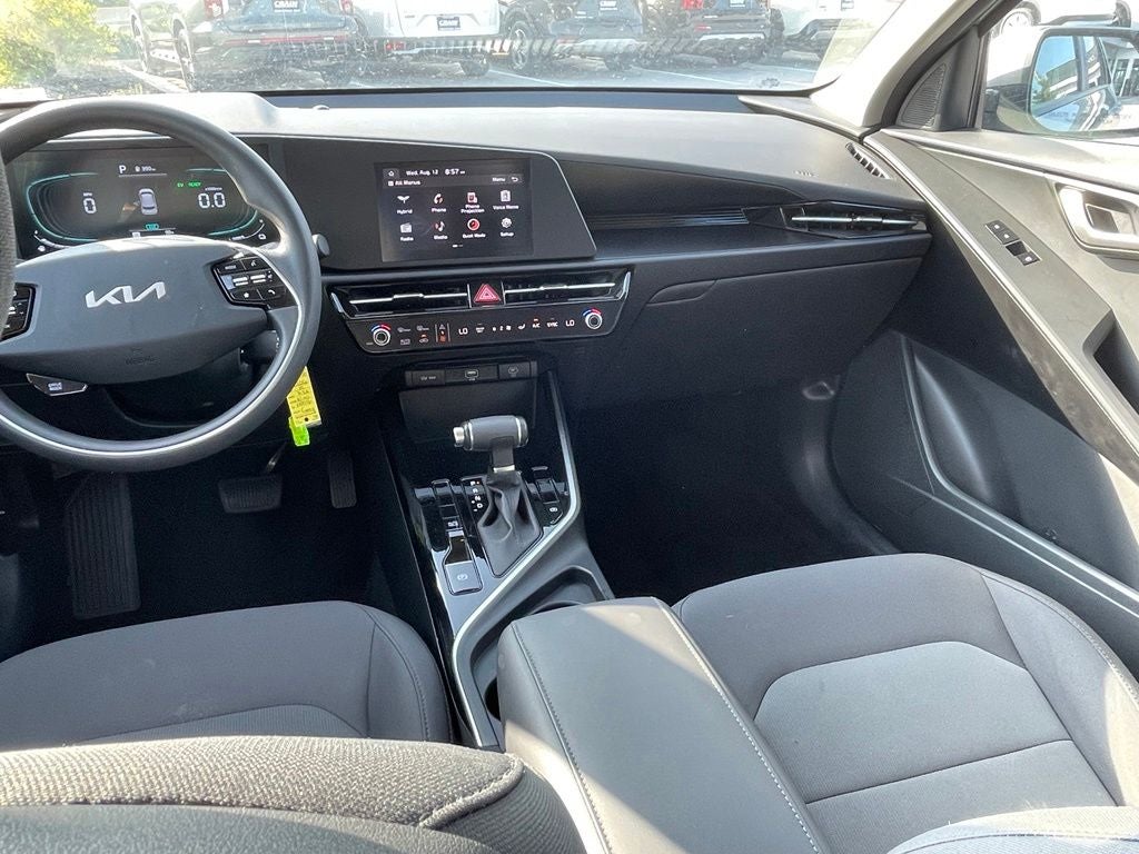 2025 Kia Niro LX - KIA CERTIFIED / 54 MPG