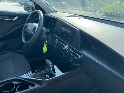2025 Kia Niro LX - KIA CERTIFIED / 54 MPG